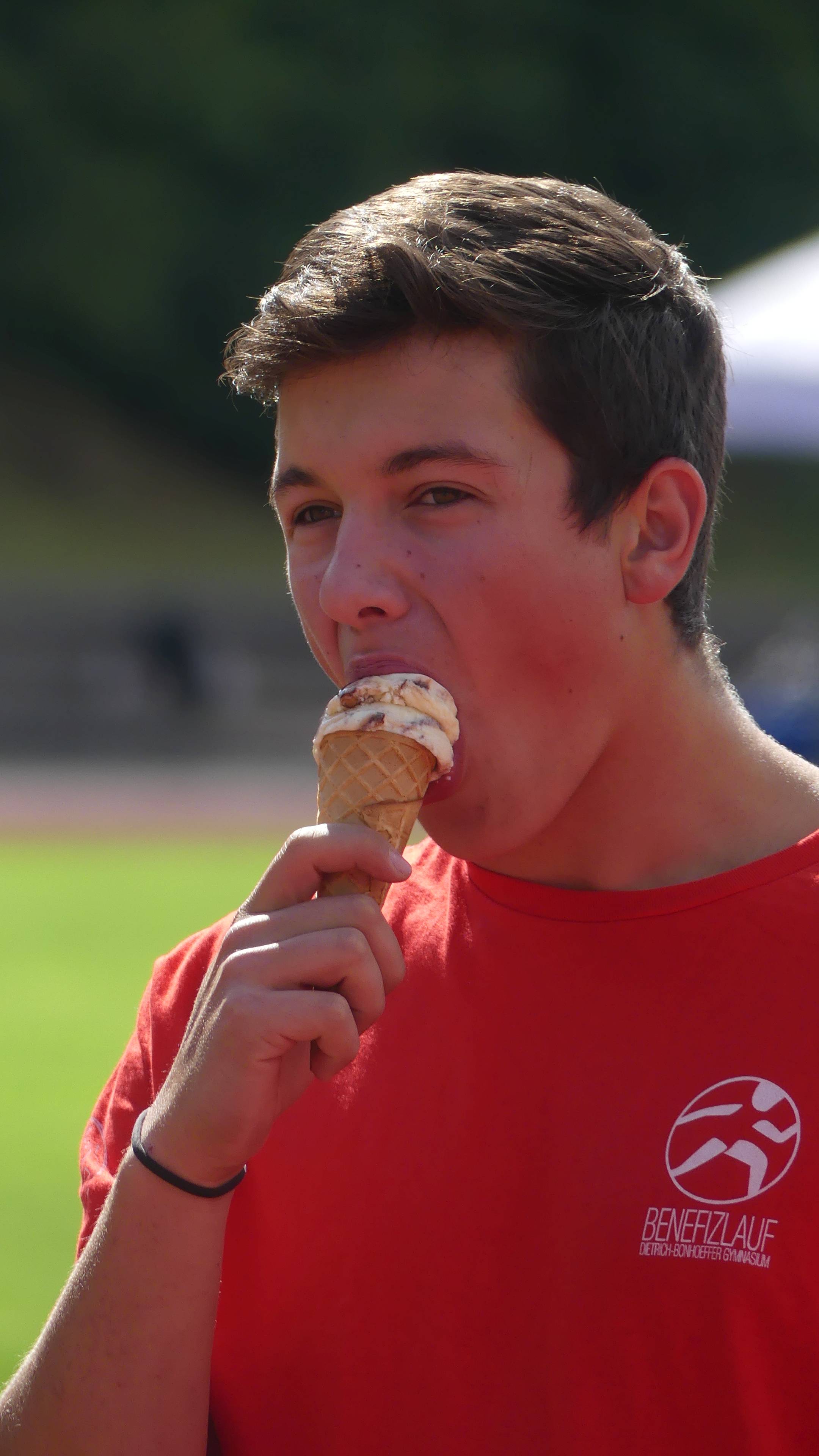 Bild vom 14. Benefizlauf im Jahr 2024. Dies ist das 213. Bild.